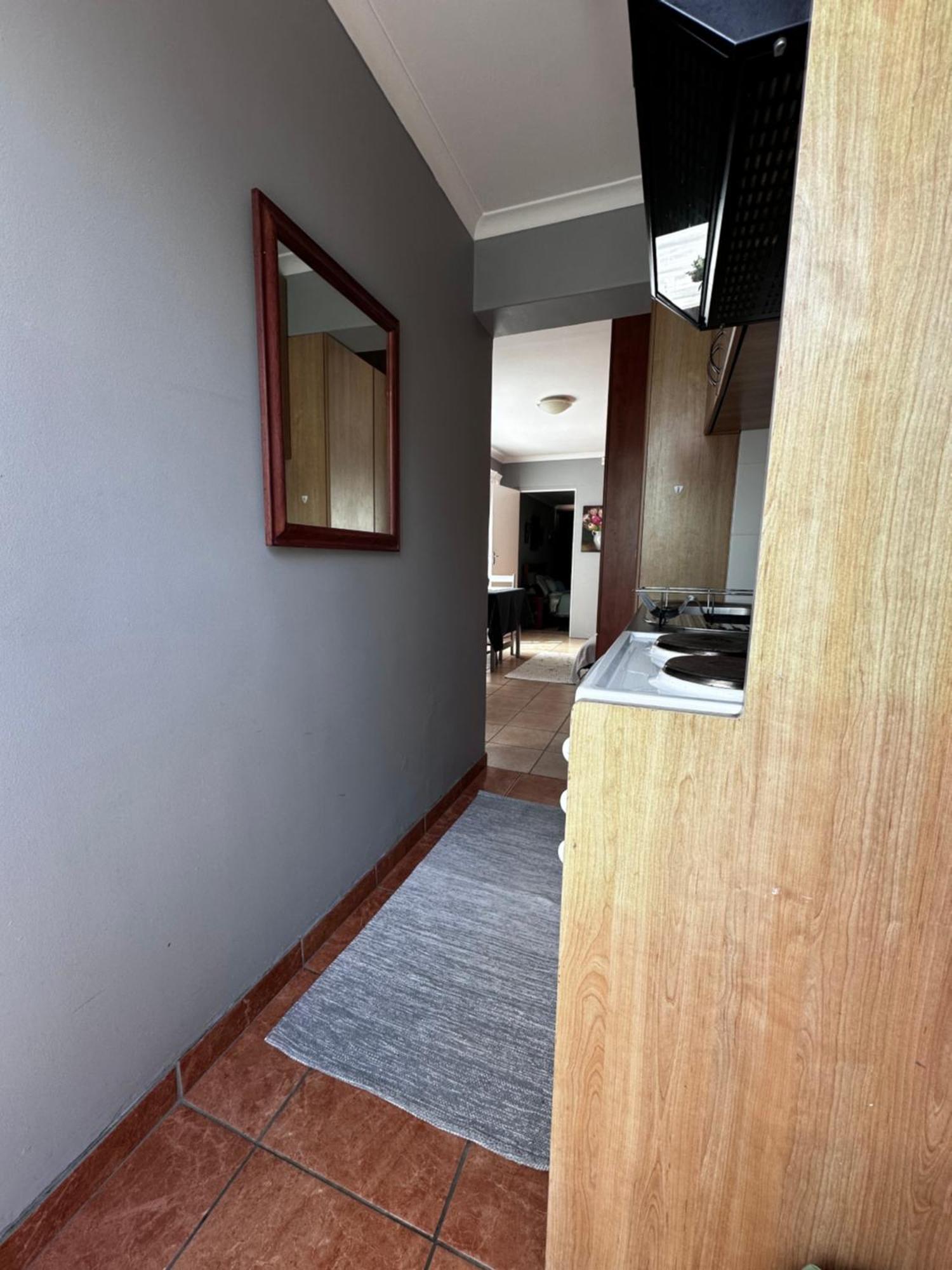Apartment Chezbelle, Self-catering 2 Sleeper In Constantia With Self Check-in Cape Town